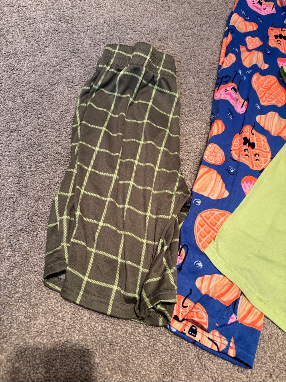 Pajama bundle - Picture 16 of 16